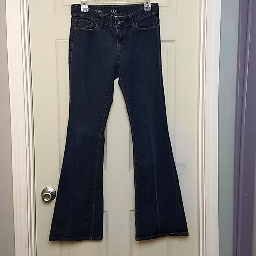 Ann Taylor Loft 6 curvy flare